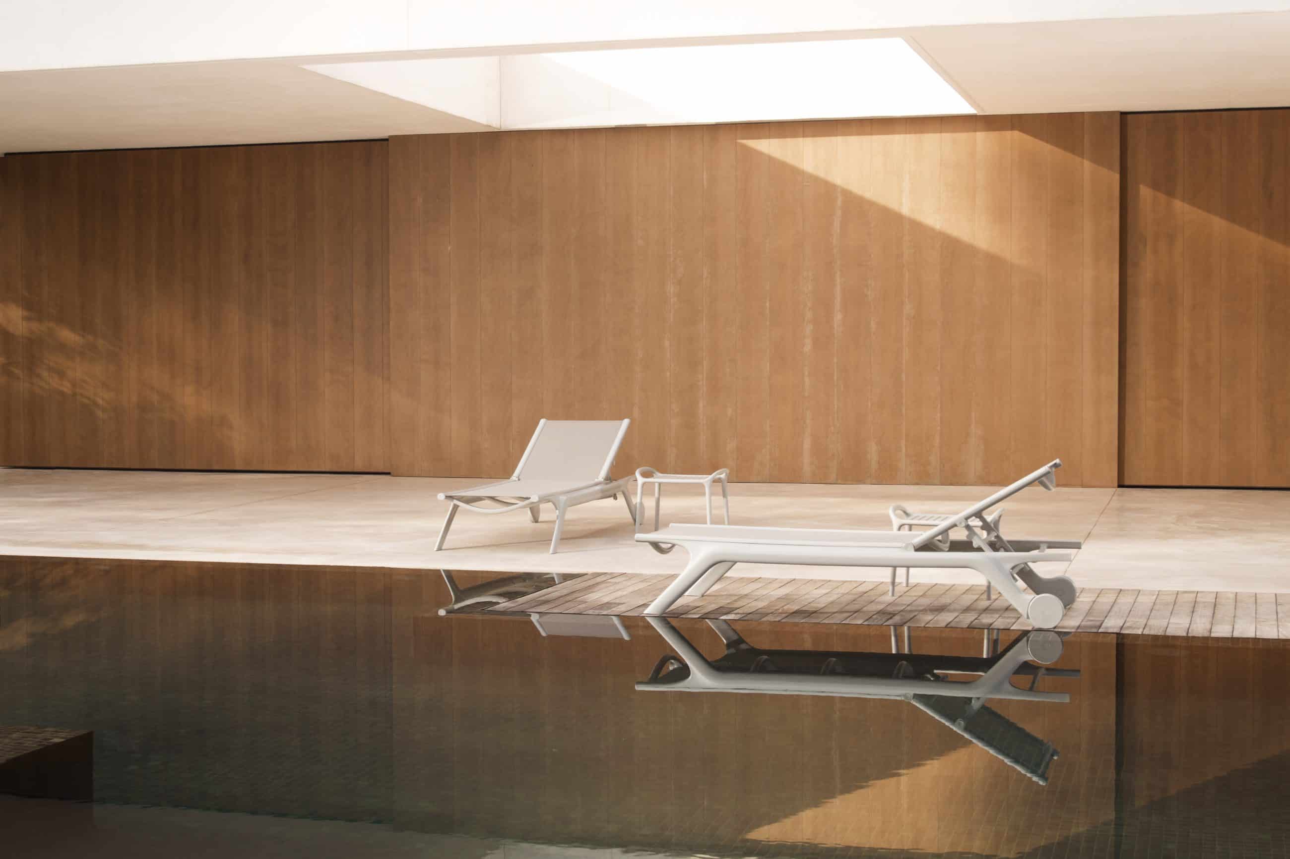 AFRICA SUNBED