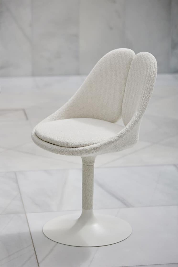 KISS CHAIR