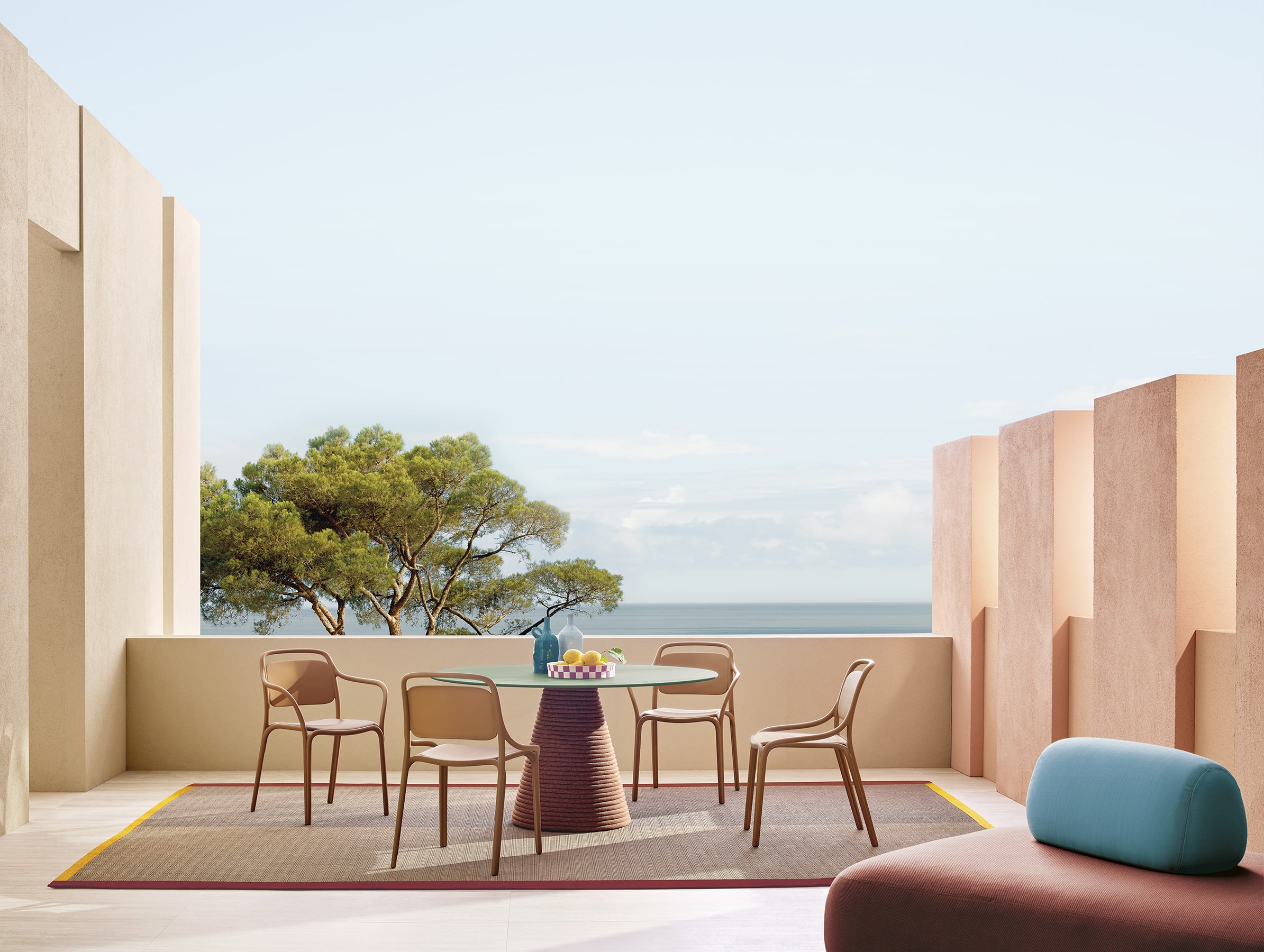 LIBRE CHAIR